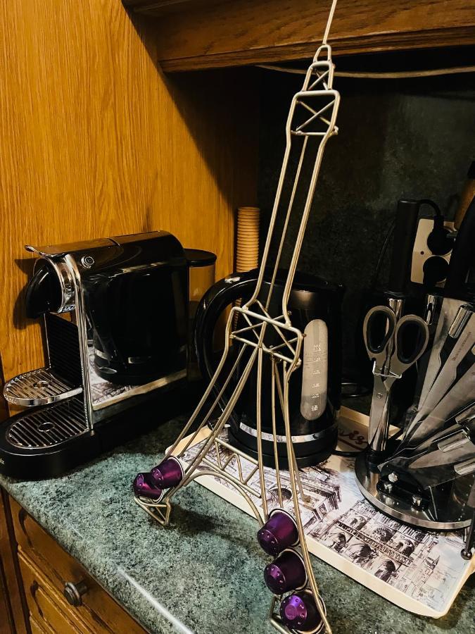شقة Au Pied De La Tour Eiffel Trocadero باريس المظهر الخارجي الصورة